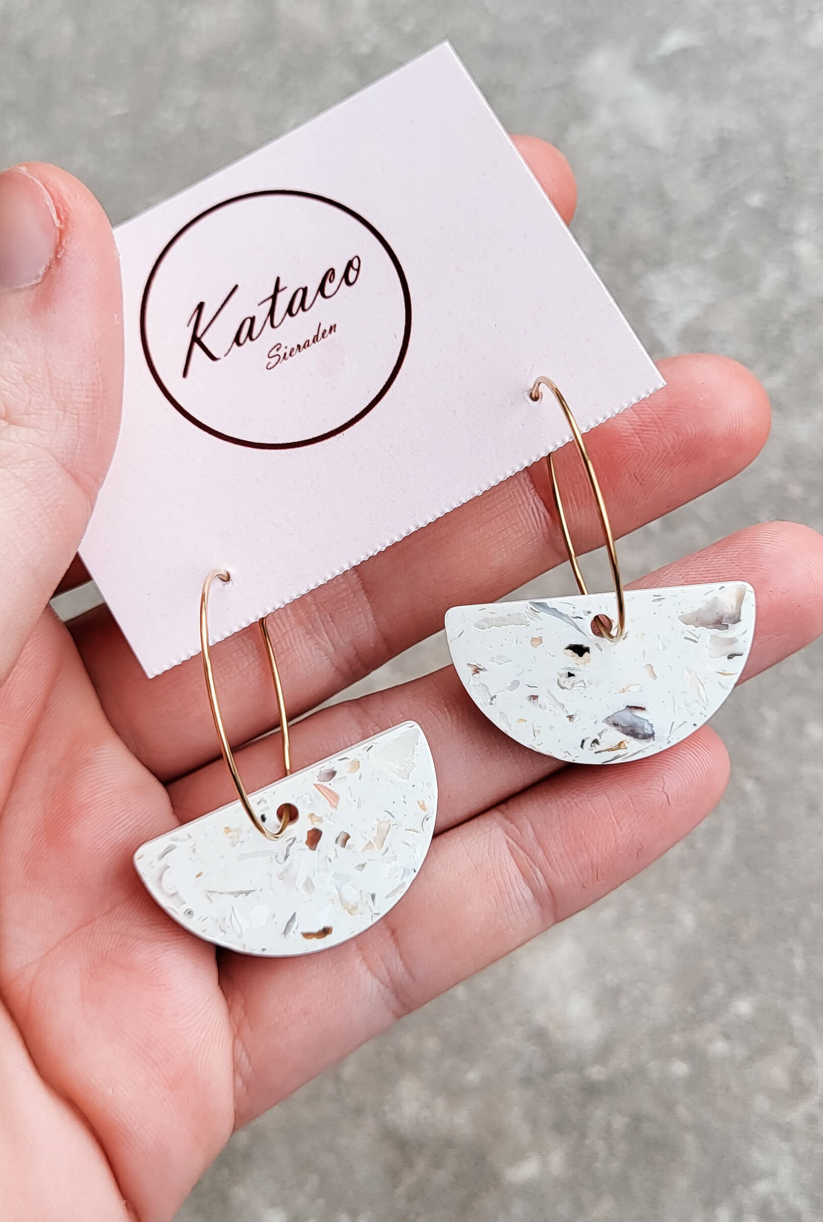 Halve maan oorbellen - schelpen